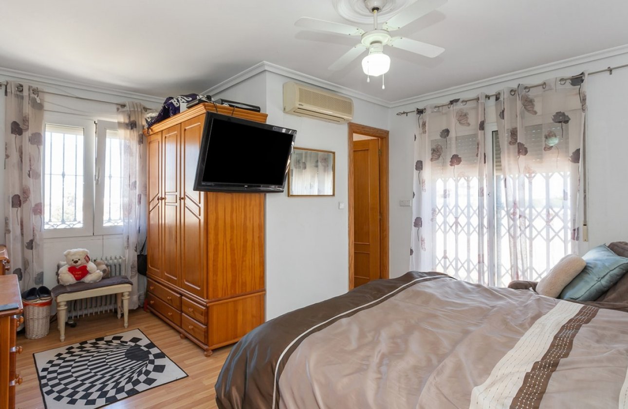 Revente - Villa -
Torrevieja - Los Balcones