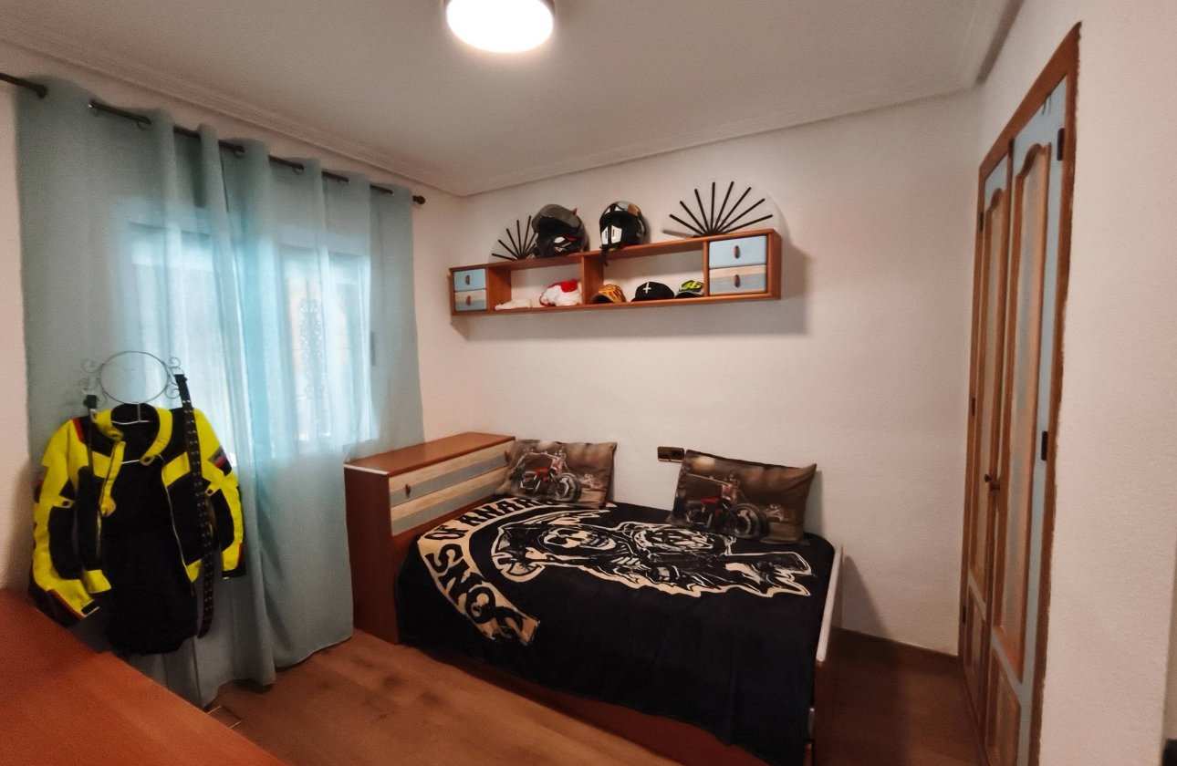 Revente - Villa -
Torrevieja - Los Balcones