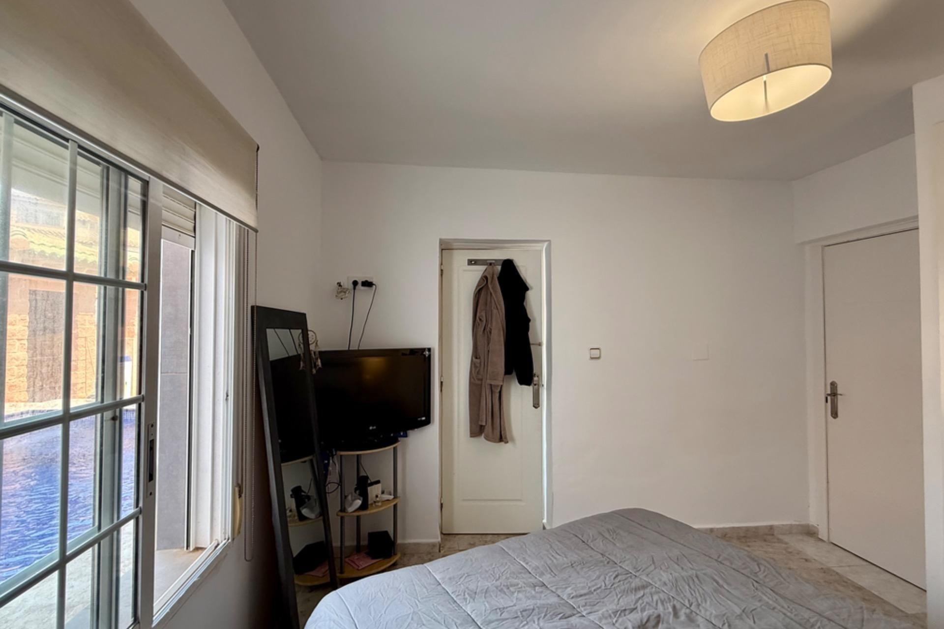 Revente - Villa -
Torrevieja - Los Frutales