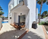 Revente - Villa -
Torrevieja - Los Frutales