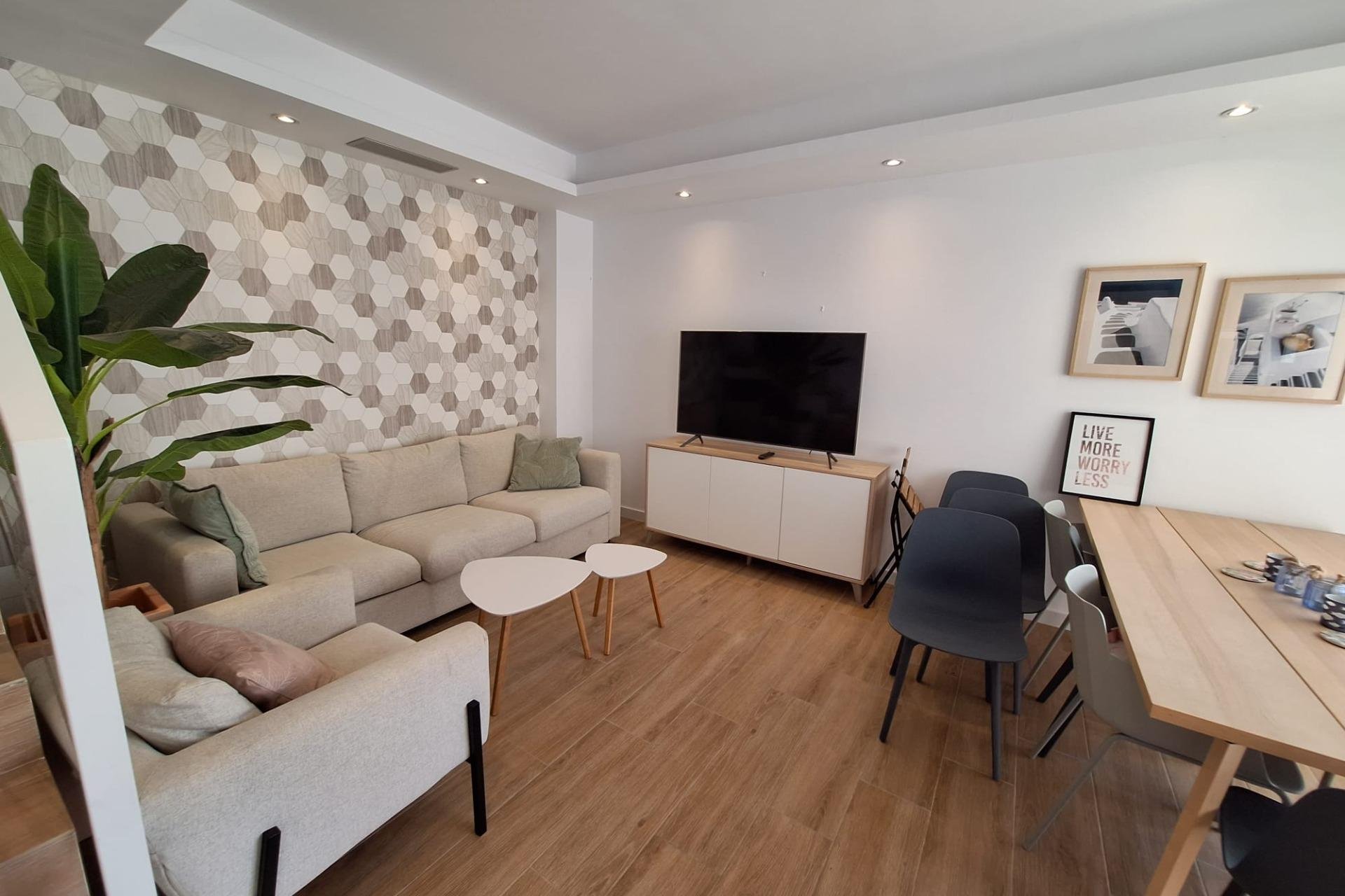 Revente - Villa -
Torrevieja - Los Frutales