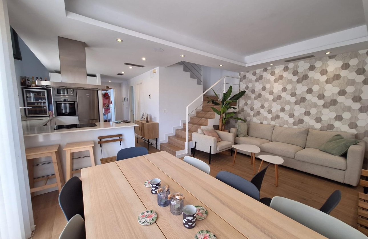 Revente - Villa -
Torrevieja - Los Frutales