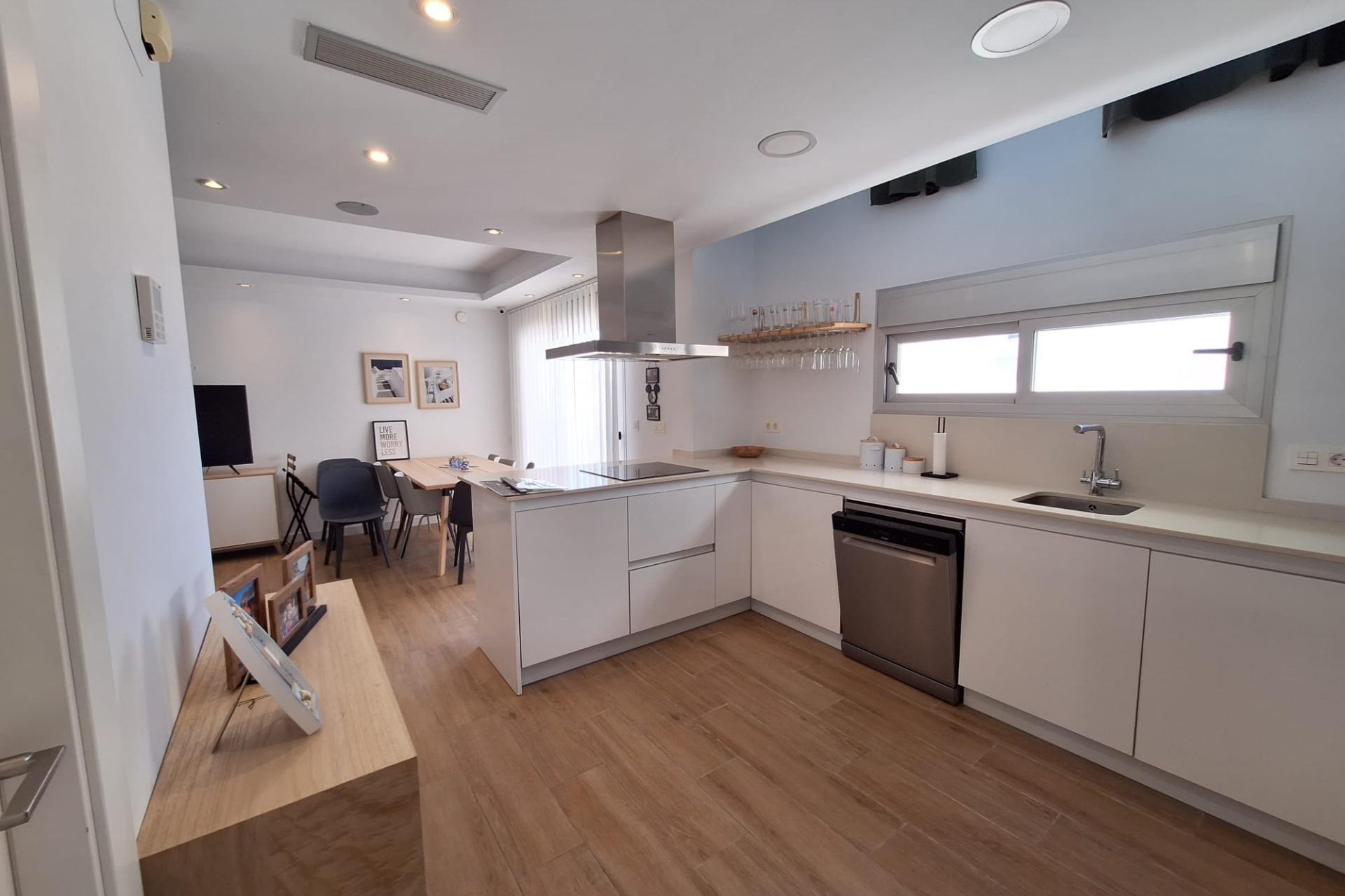 Revente - Villa -
Torrevieja - Los Frutales