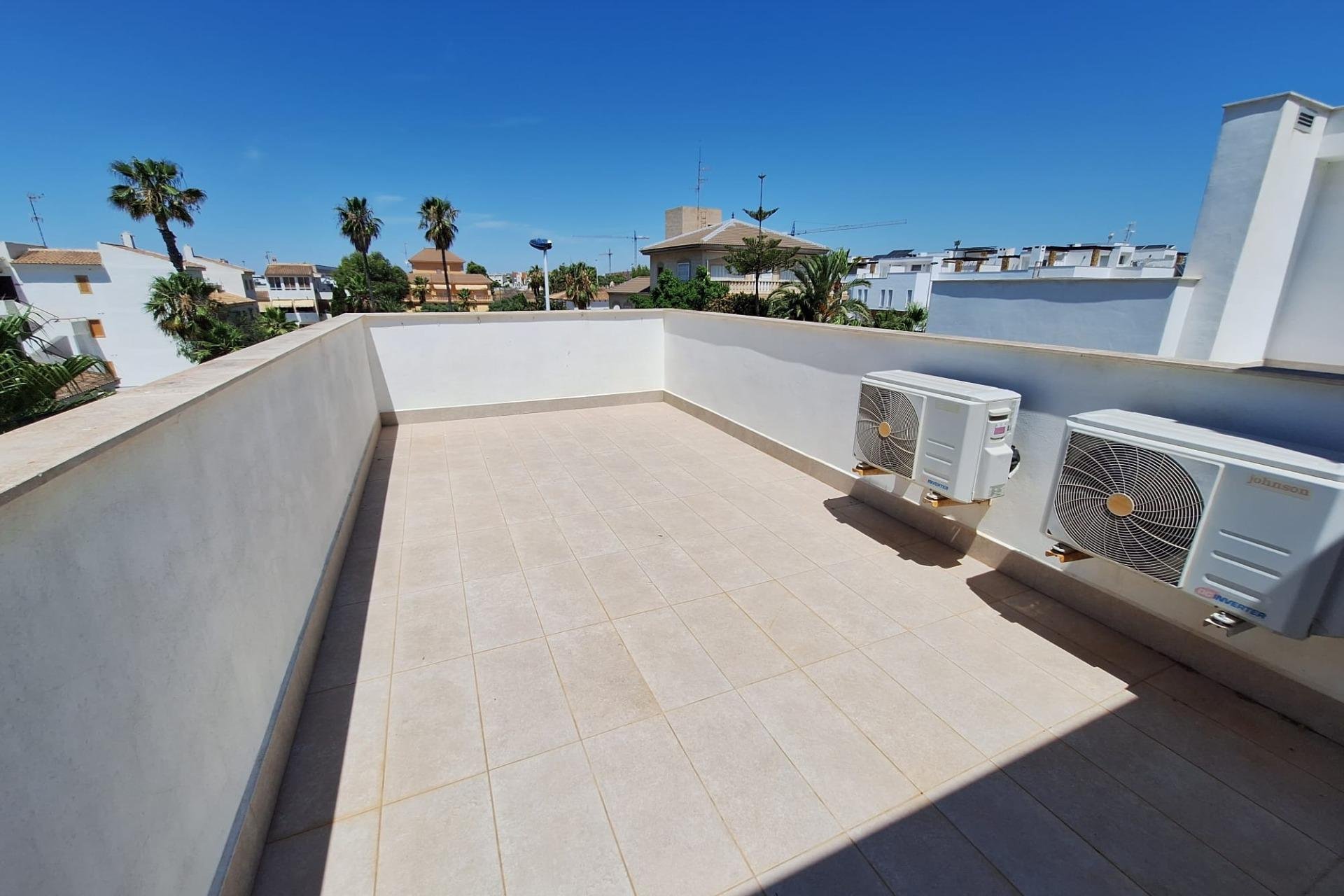 Revente - Villa -
Torrevieja - Los Frutales