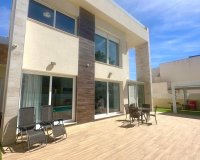 Revente - Villa -
Torrevieja - Miramar - Torre Del Moro