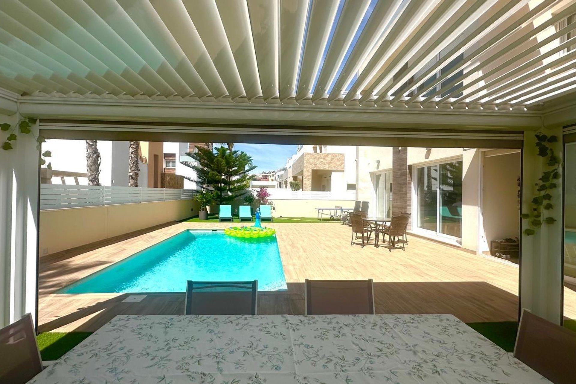 Revente - Villa -
Torrevieja - Miramar - Torre Del Moro