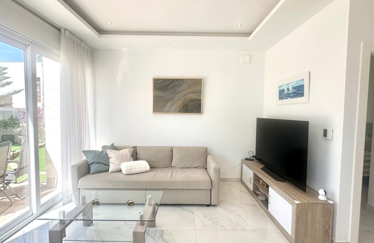 Revente - Villa -
Torrevieja - Miramar - Torre Del Moro