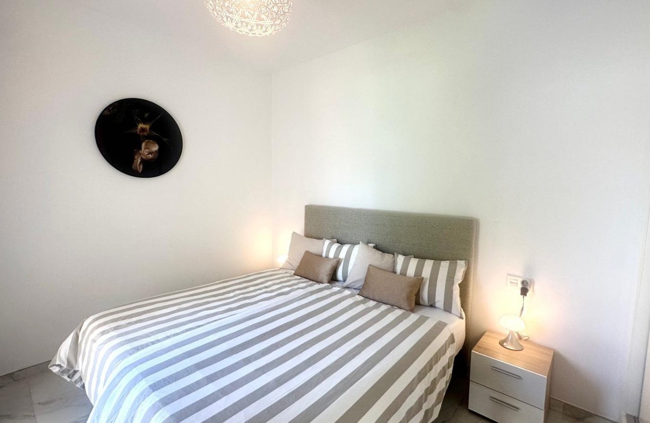 Revente - Villa -
Torrevieja - Miramar - Torre Del Moro