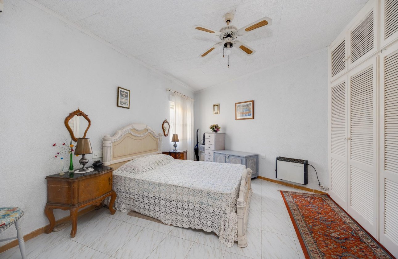 Revente - Villa -
Torrevieja - Playa de los Locos