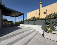 Revente - Villa -
Torrevieja - Punta Prima