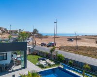 Revente - Villa -
Torrevieja - Rosaleda