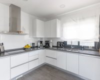 Revente - Villa -
Torrevieja - Rosaleda