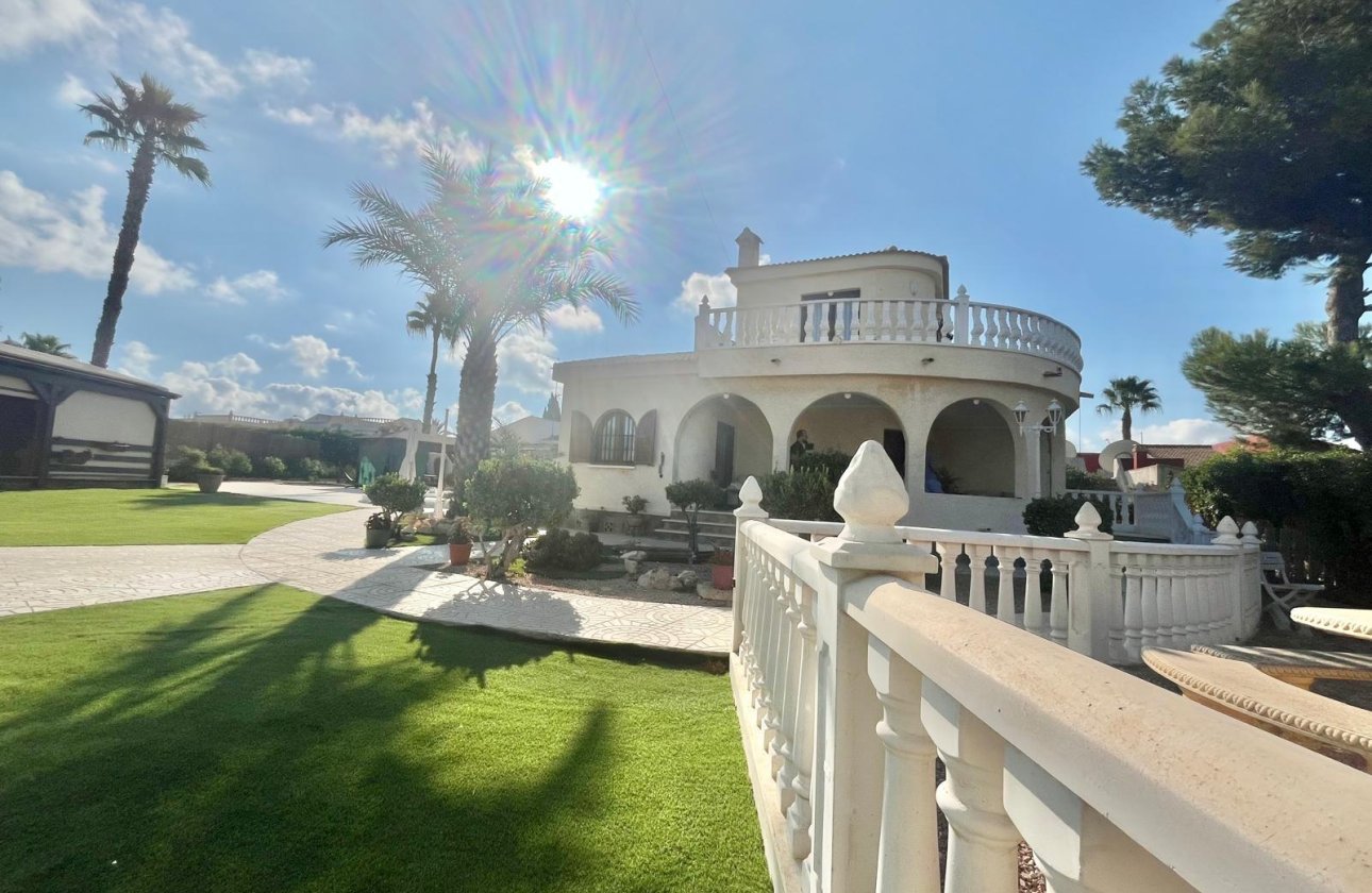 Revente - Villa -
Torrevieja - San Luis