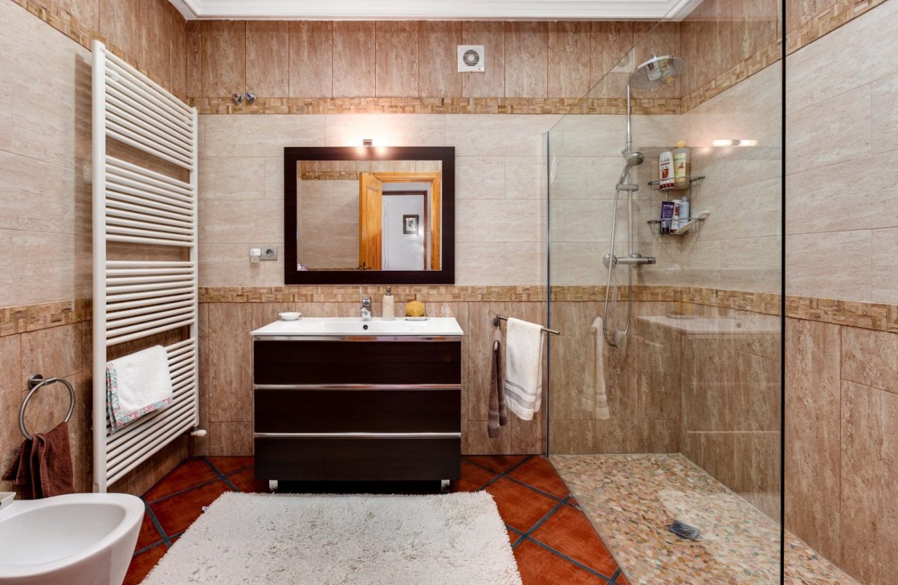 Revente - Villa -
Torrevieja - San Luis