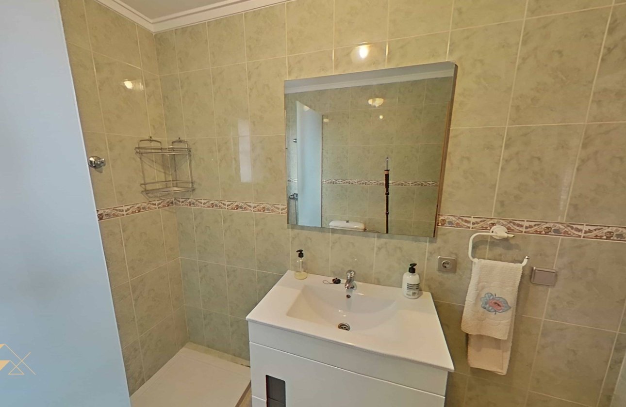 Revente - Villa -
Torrevieja - San Luis