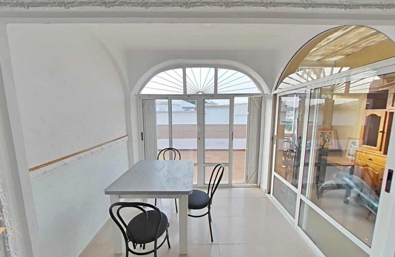 Revente - Villa -
Torrevieja - San Luis