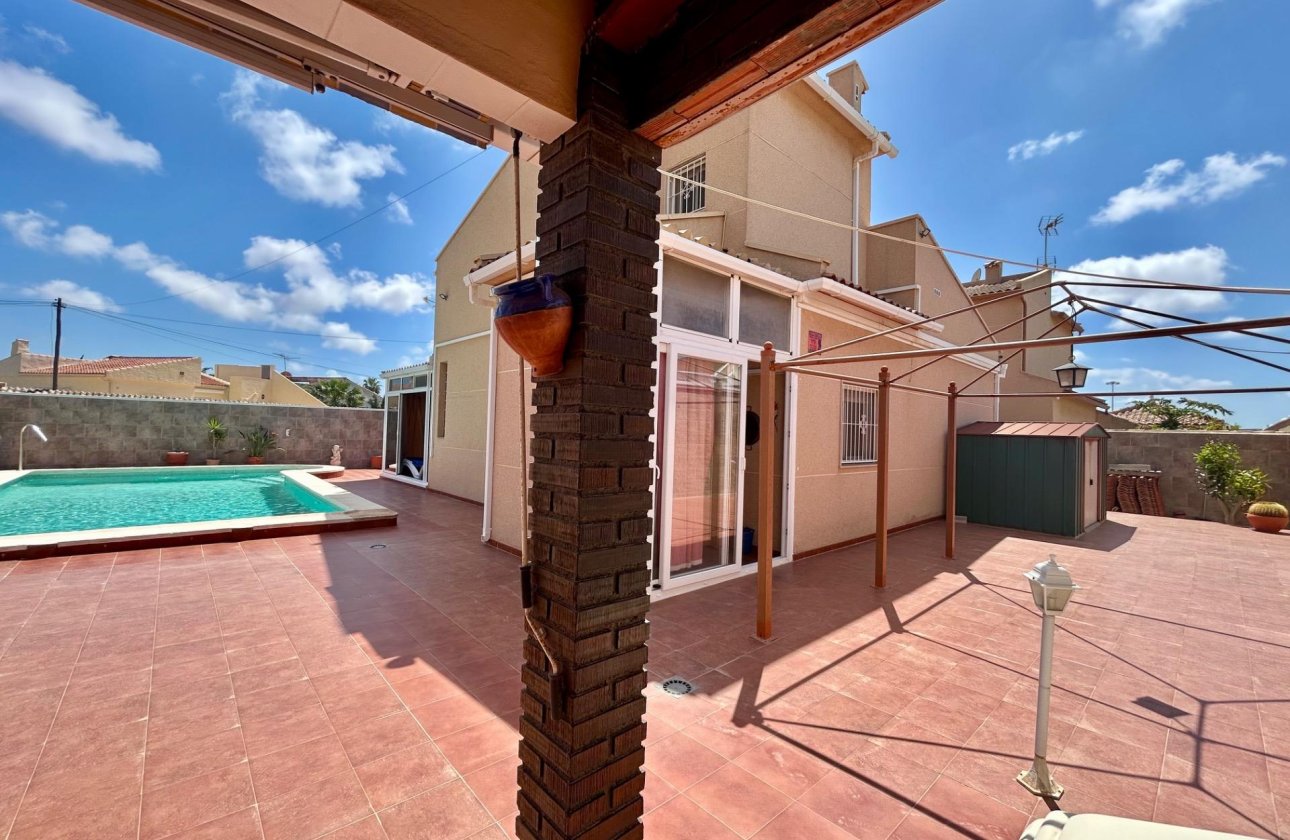 Revente - Villa -
Torrevieja - San Luis