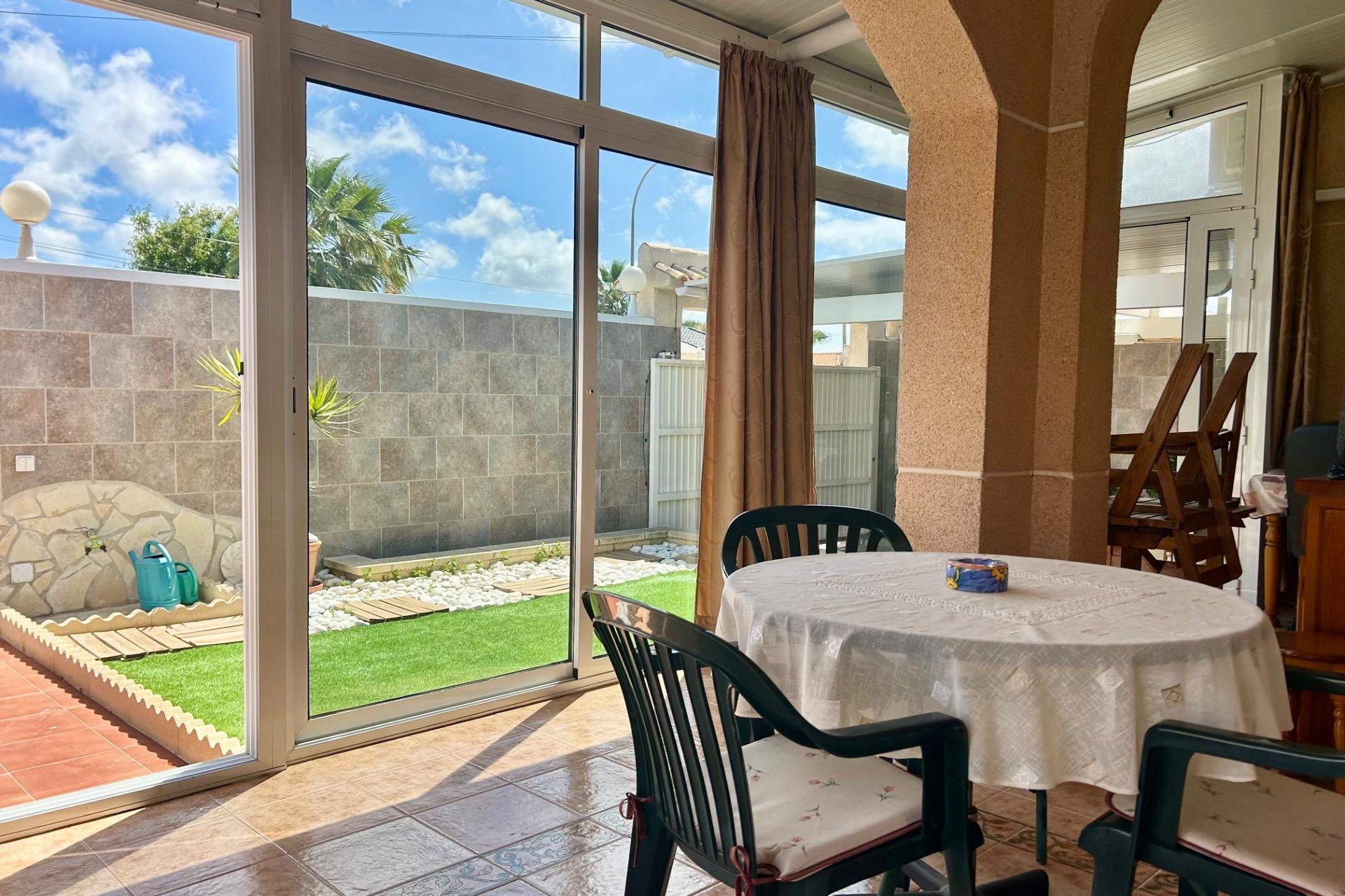 Revente - Villa -
Torrevieja - San Luis