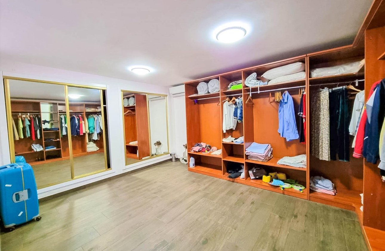 Revente - Villa -
Torrevieja - Torre La Mata