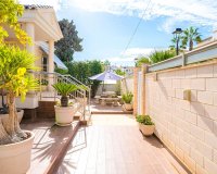 Revente - Villa -
Torrevieja - Torre La Mata