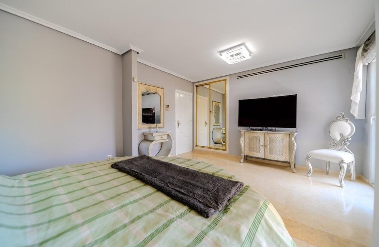 Revente - Villa -
Torrevieja - Torre La Mata