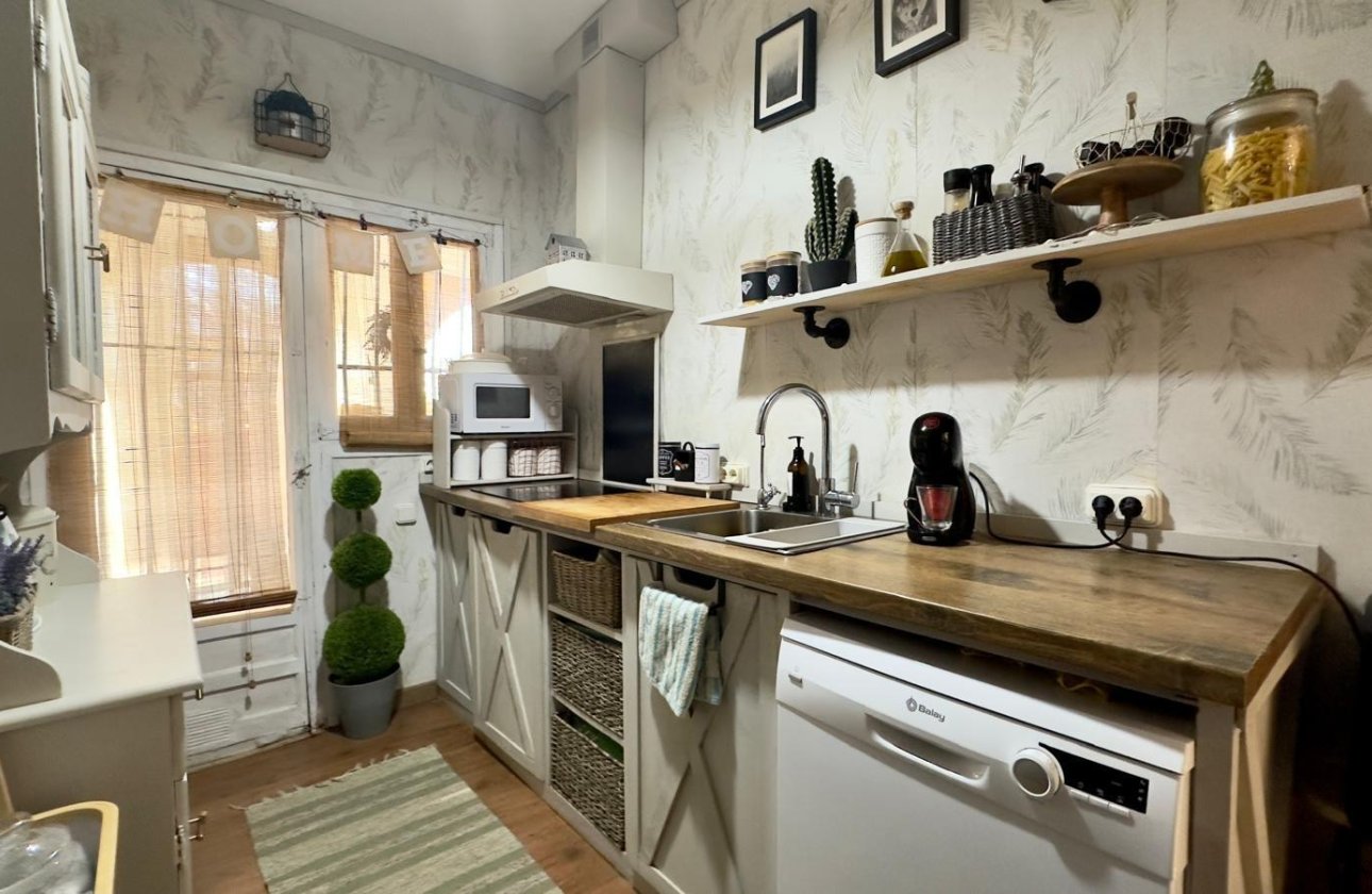 Revente - Villa -
Torrevieja - Torreblanca