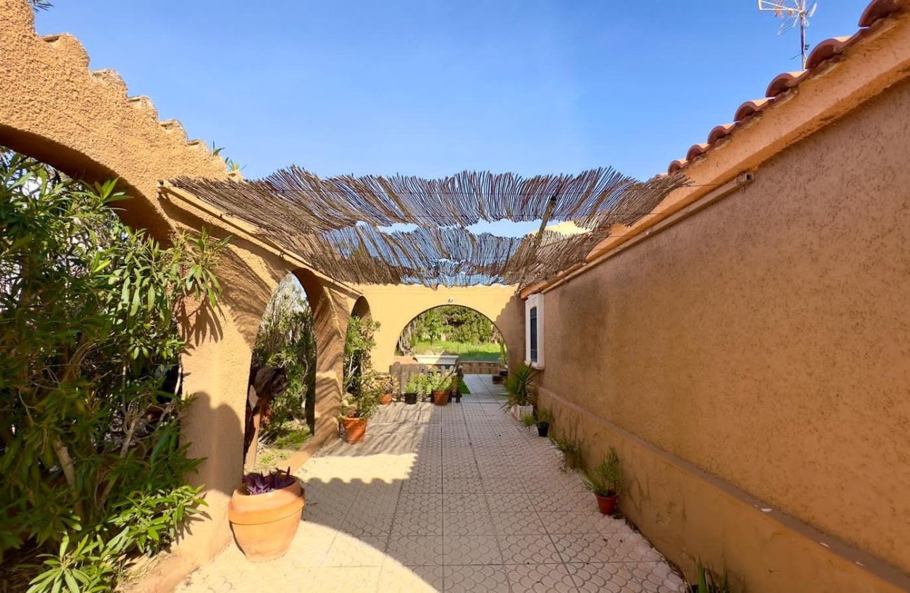 Revente - Villa -
Torrevieja - Torreblanca