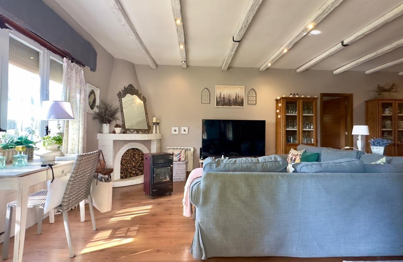 Revente - Villa -
Torrevieja - Torreblanca