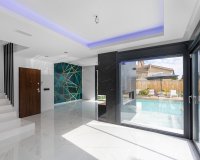 Revente - Villa -
Torrevieja - Torreta Florida