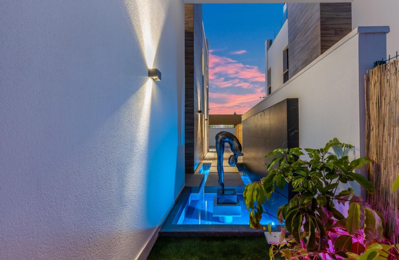 Revente - Villa -
Torrevieja - Torreta Florida