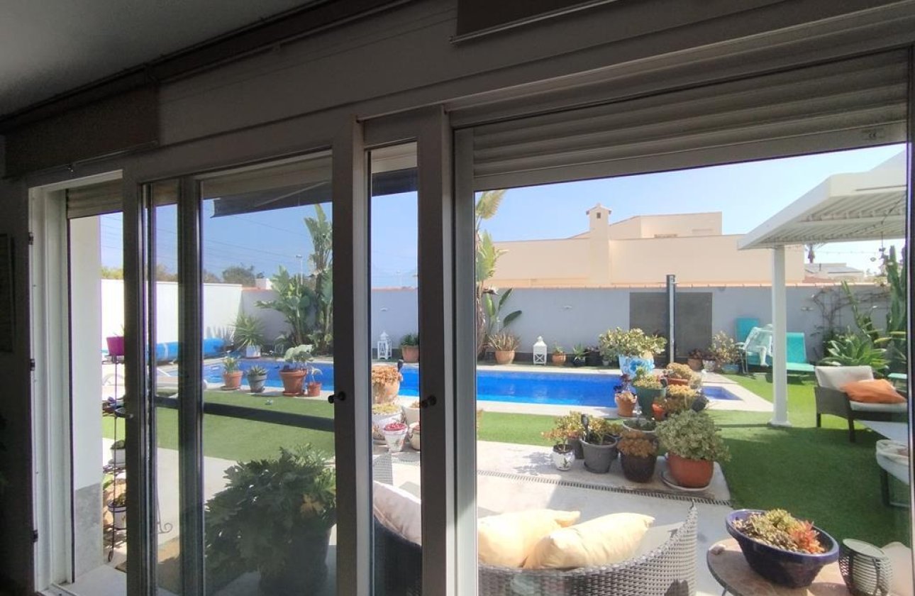 Revente - Villa -
Torrevieja - Torreta Florida