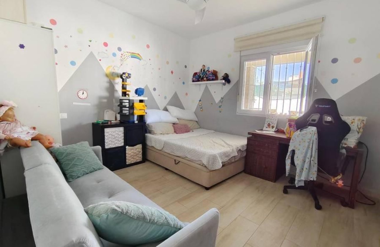 Revente - Villa -
Torrevieja - Torreta Florida