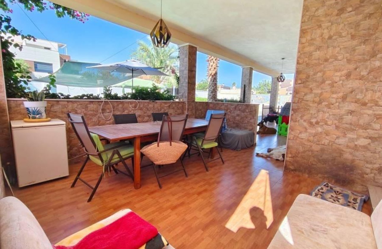 Revente - Villa -
Torrevieja - Torreta Florida