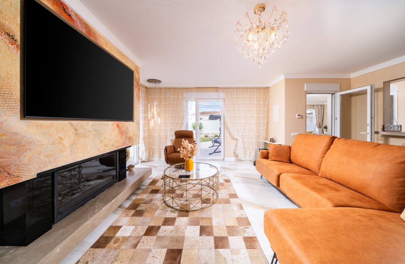 Revente - Villa -
Torrevieja - Torreta