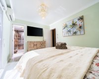 Revente - Villa -
Torrevieja - Torreta