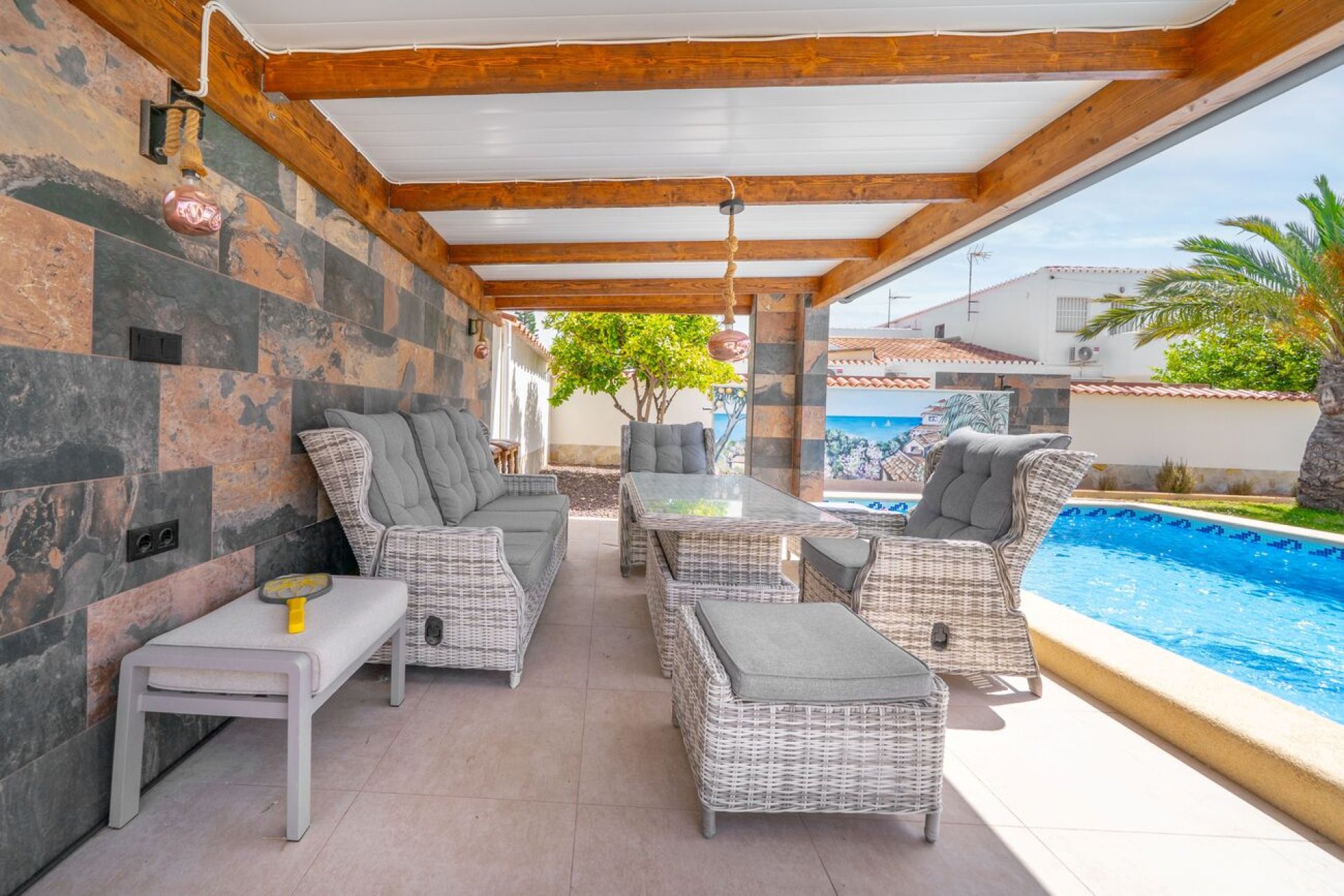 Revente - Villa -
Torrevieja - Torreta