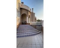 Revente - Villa -
Villamartin - Costa Blanca