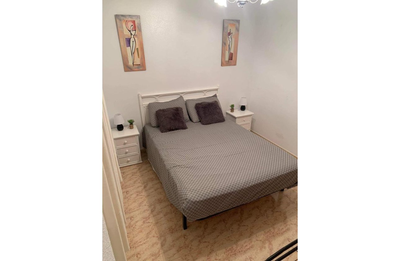 Revente - Villa -
Villamartin - Costa Blanca