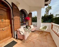 Revente - Villa -
Villamartin - Costa Blanca