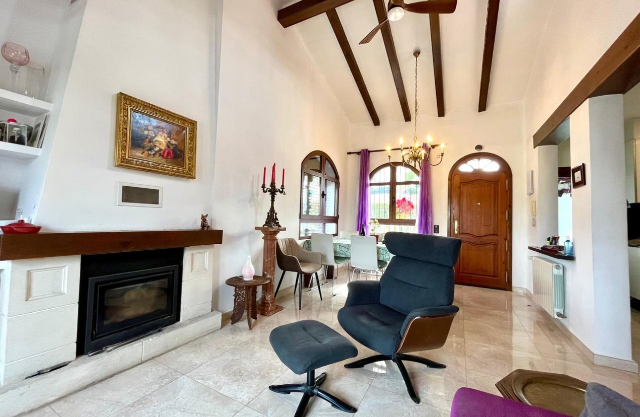 Revente - Villa -
Villamartin - Costa Blanca