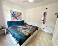 Revente - Villa -
Villamartin - Costa Blanca