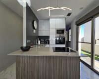 Revente - Villa -
Villamartin - Costa Blanca