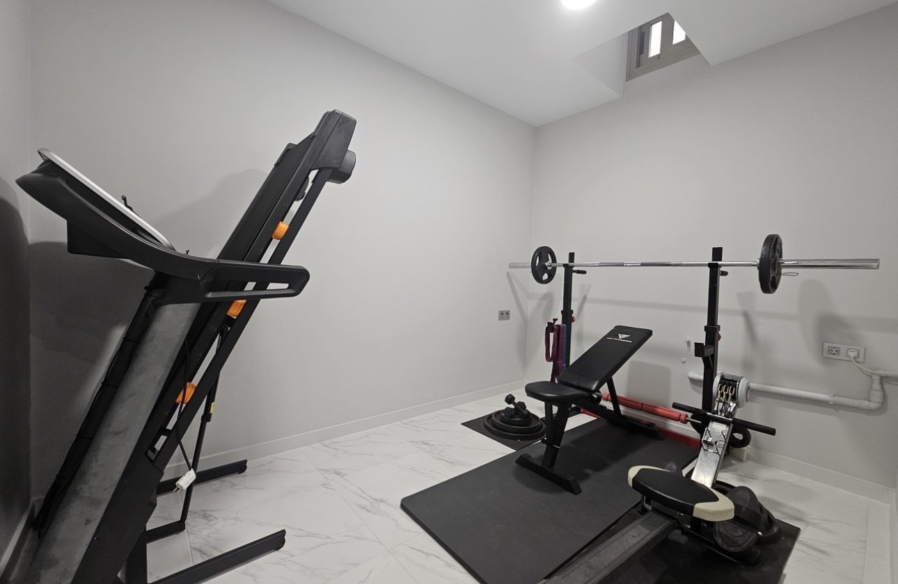 Revente - Villa -
Villamartin - Costa Blanca