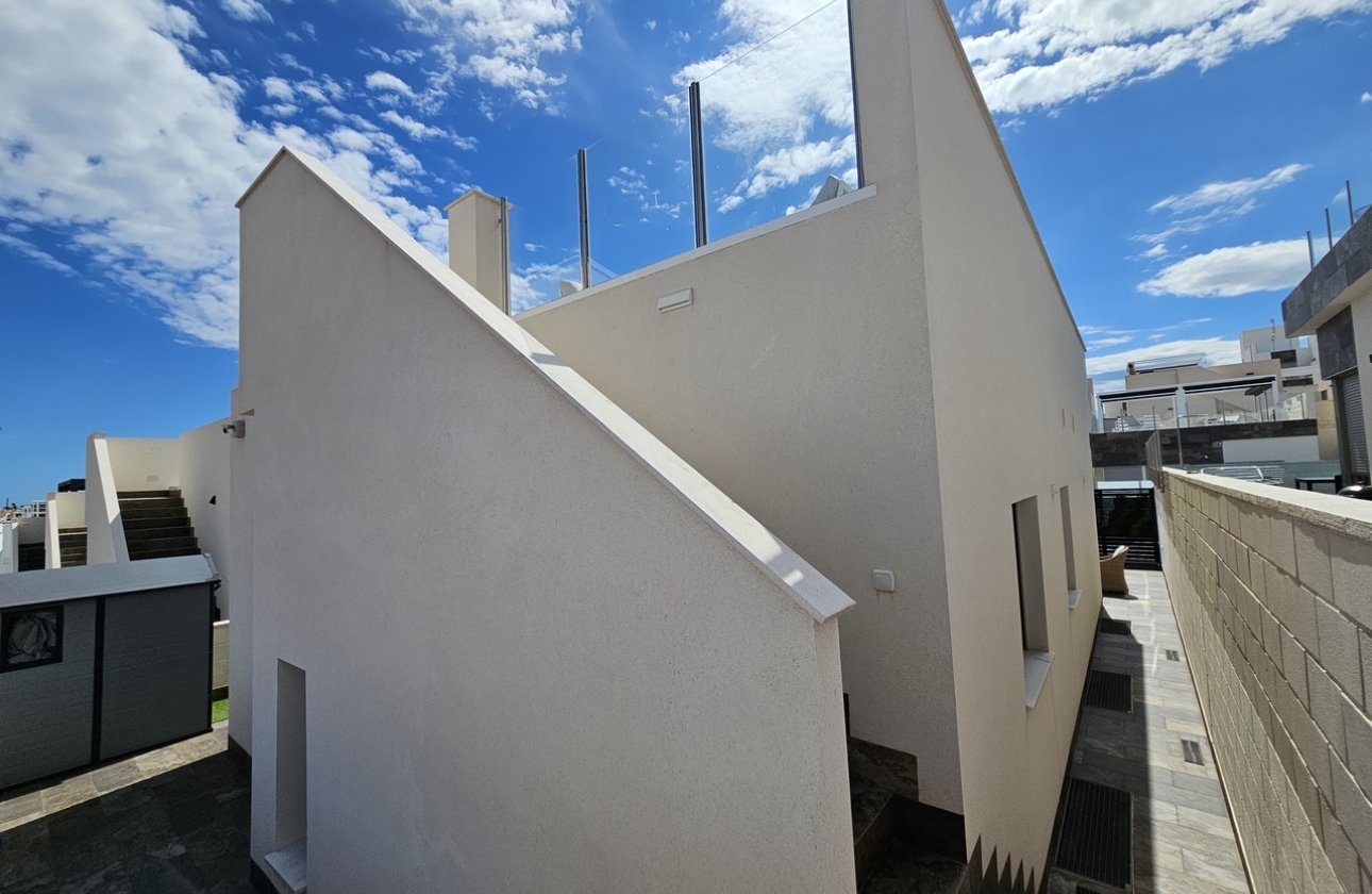 Revente - Villa -
Villamartin - Costa Blanca