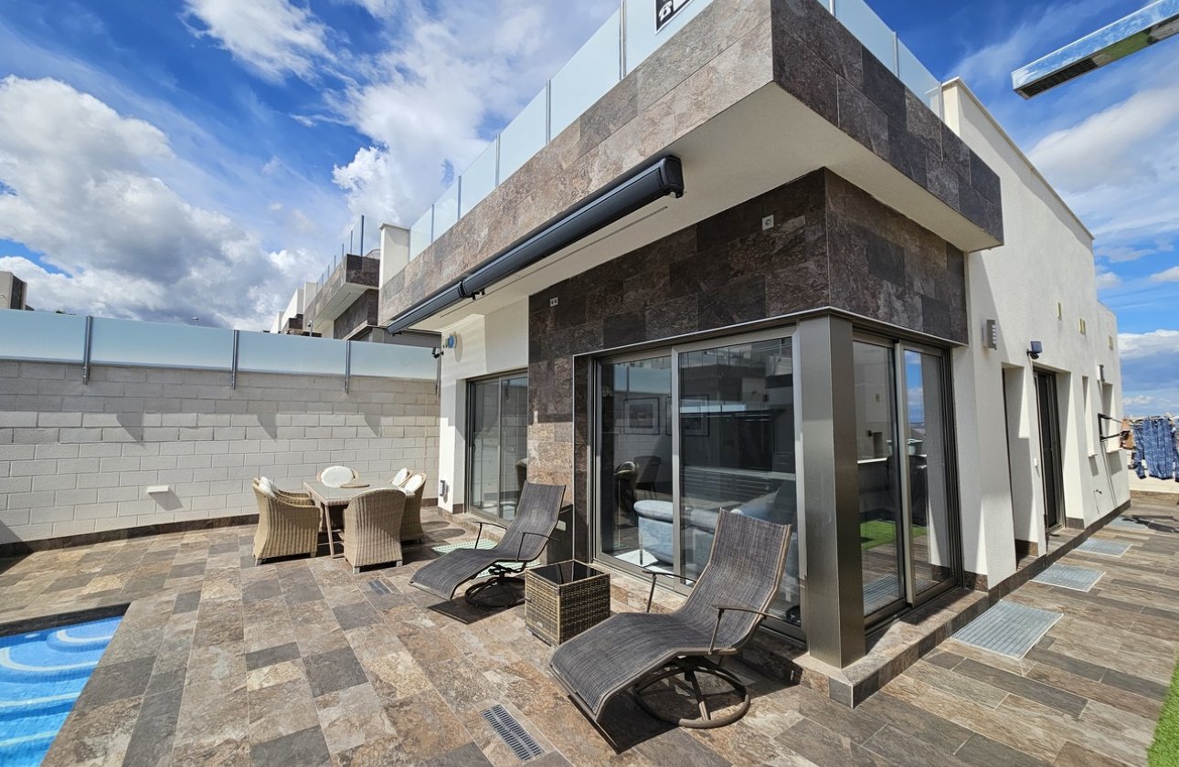 Revente - Villa -
Villamartin - Costa Blanca