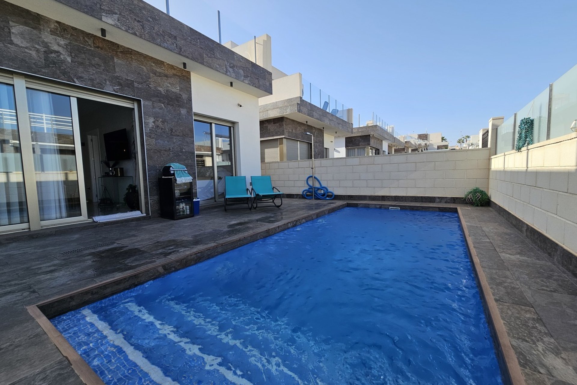 Revente - Villa -
Villamartin - Costa Blanca