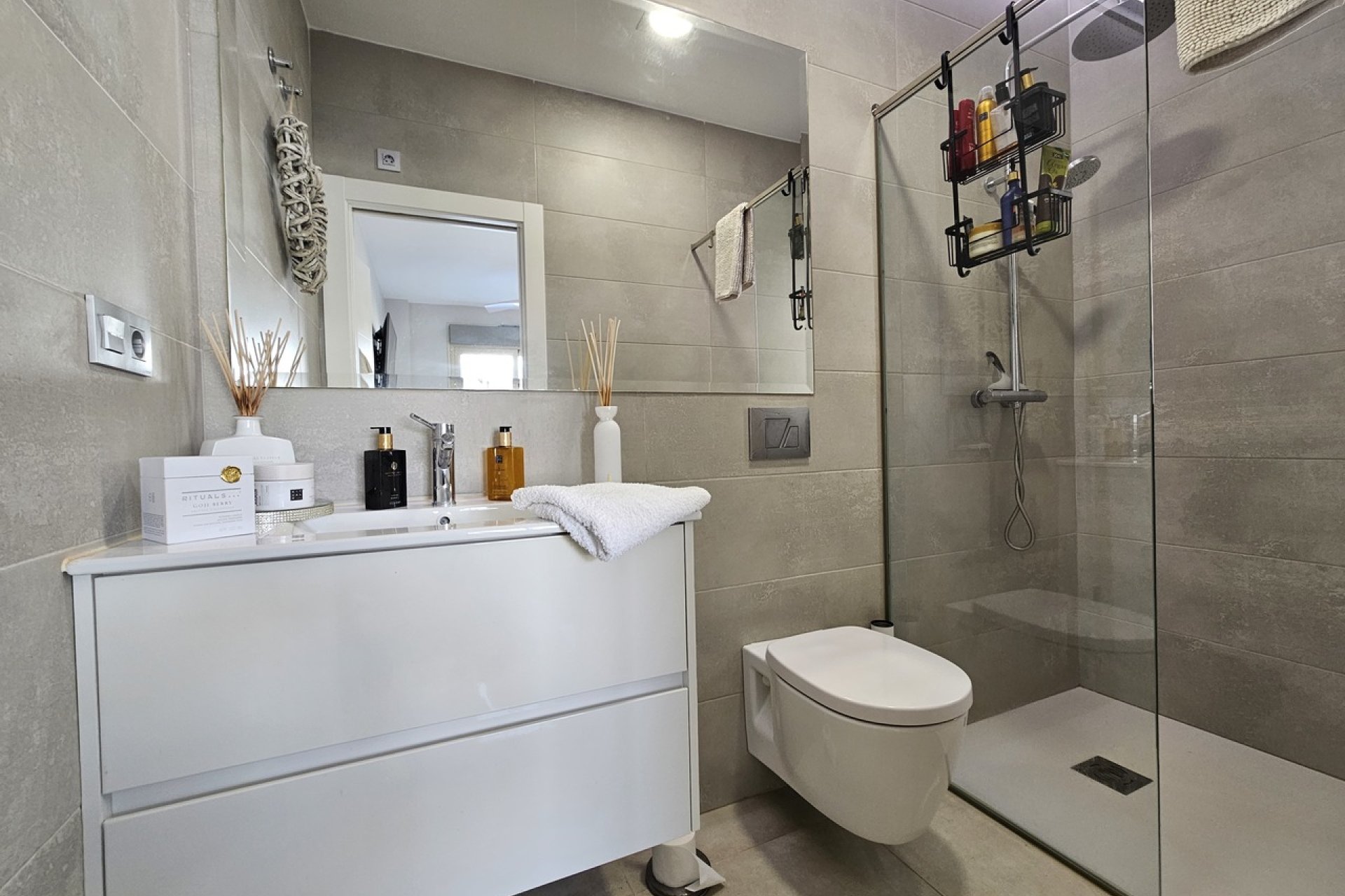 Revente - Villa -
Villamartin - Costa Blanca