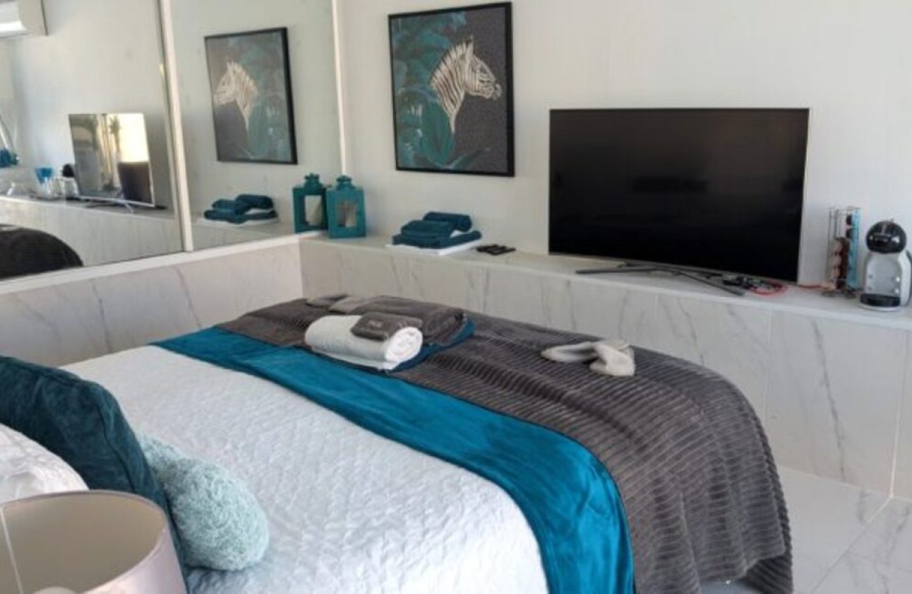 Revente - Villa -
Villamartin - Costa Blanca