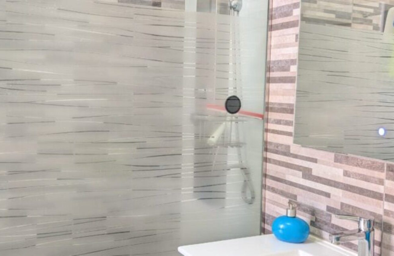 Revente - Villa -
Villamartin - Costa Blanca