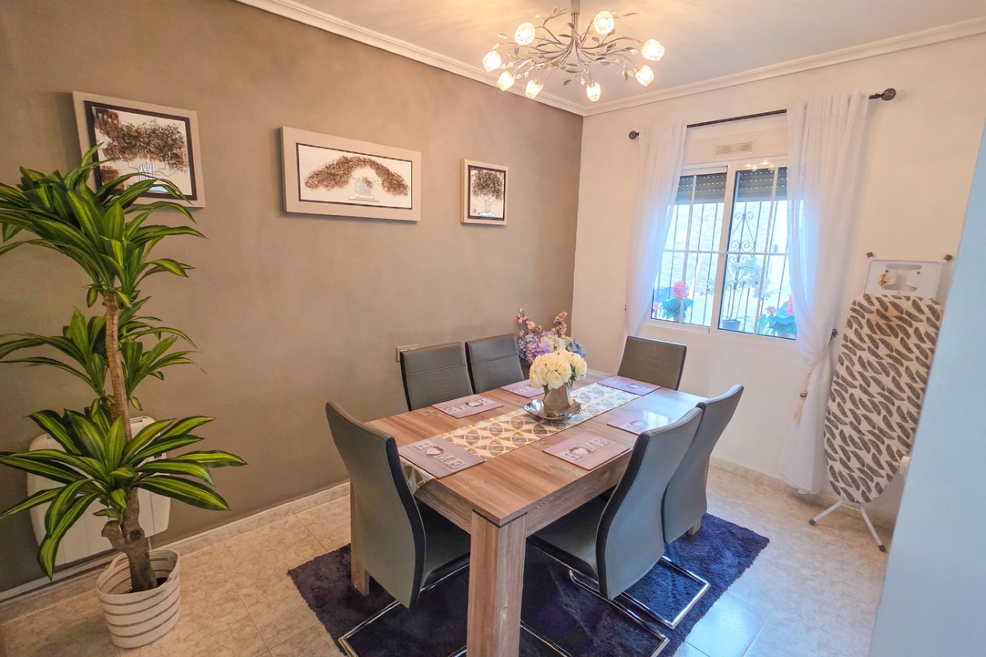 Revente - Villa -
Villamartin - Costa Blanca